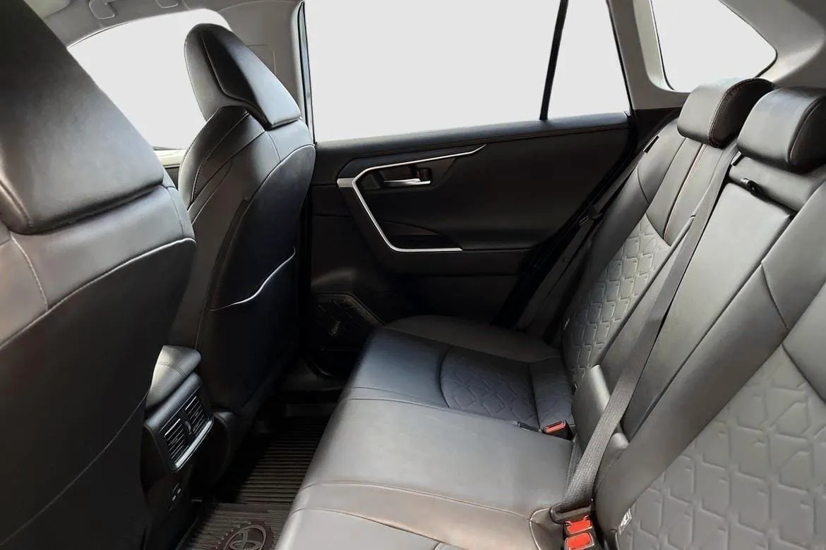 Toyota RAV4 bild 10