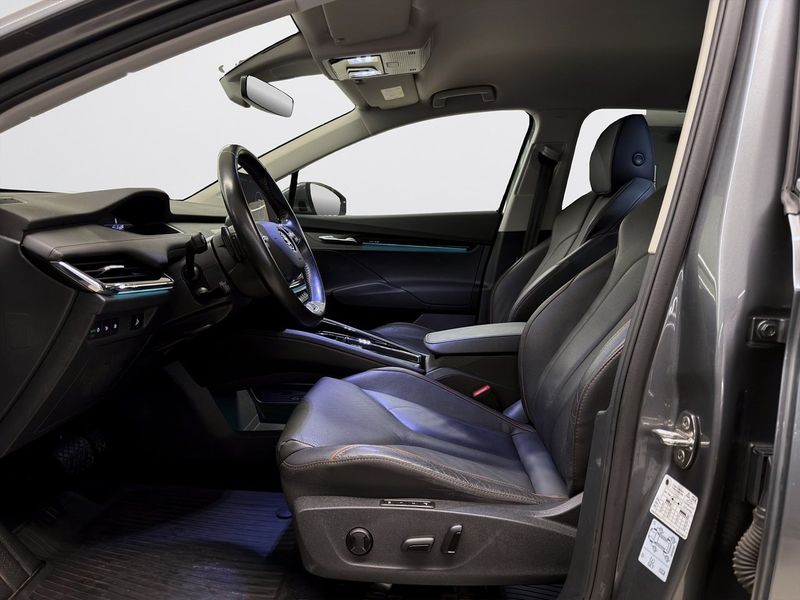 Skoda Enyaq bild 8