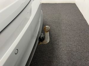 BMW 320 bild 11