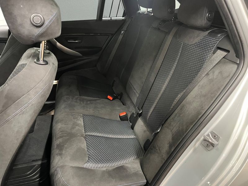 BMW 320 bild 31