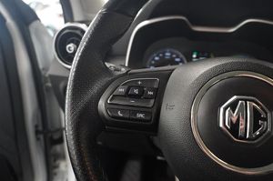 MG ZS EV bild 15