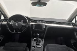 Volkswagen Passat bild 6
