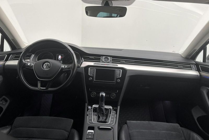 Volkswagen Passat bild 6