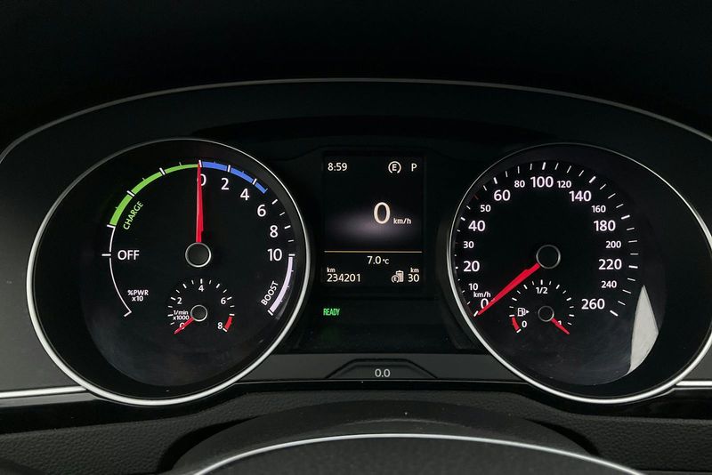 Volkswagen Passat bild 10