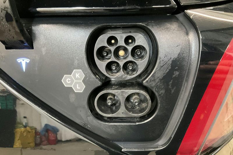 Tesla Model Y bild 15