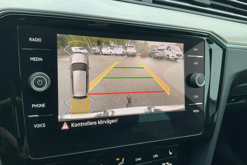 Volkswagen Passat bild 12