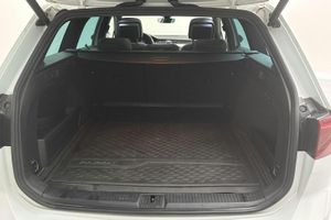 Volkswagen Passat bild 9