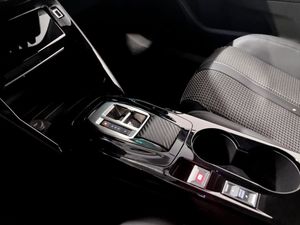 Peugeot e-2008 bild 10