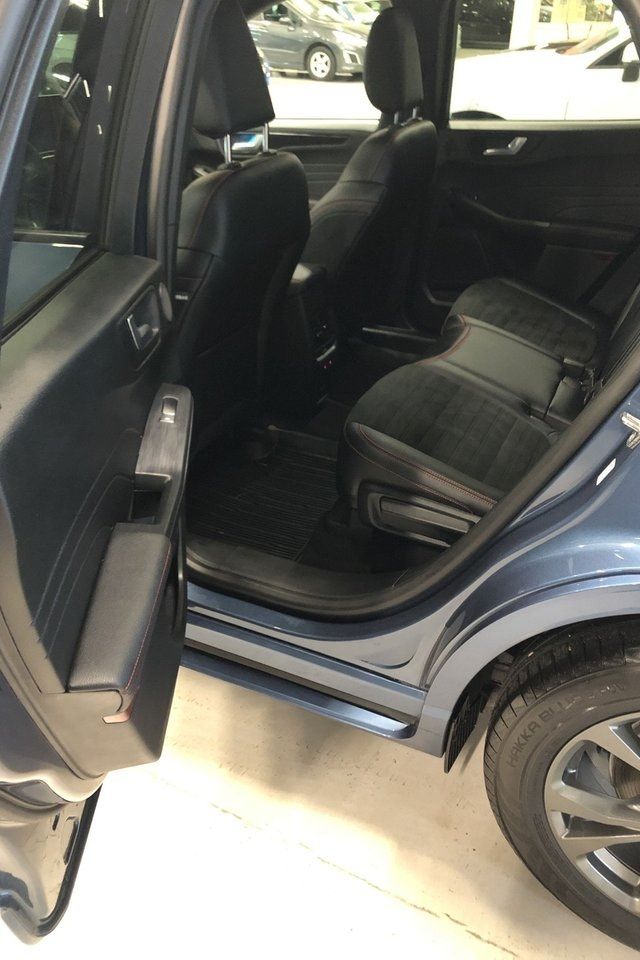 Ford Kuga bild 8