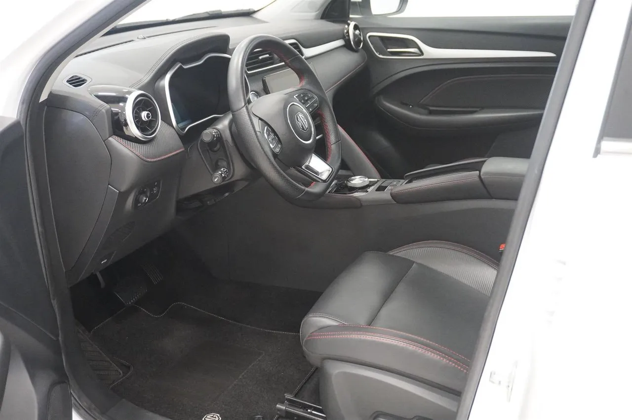MG ZS EV bild 2