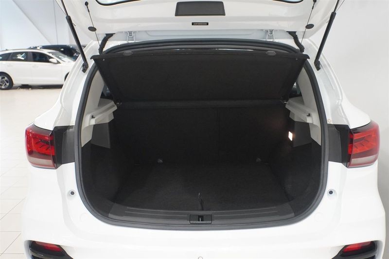 MG ZS EV bild 13