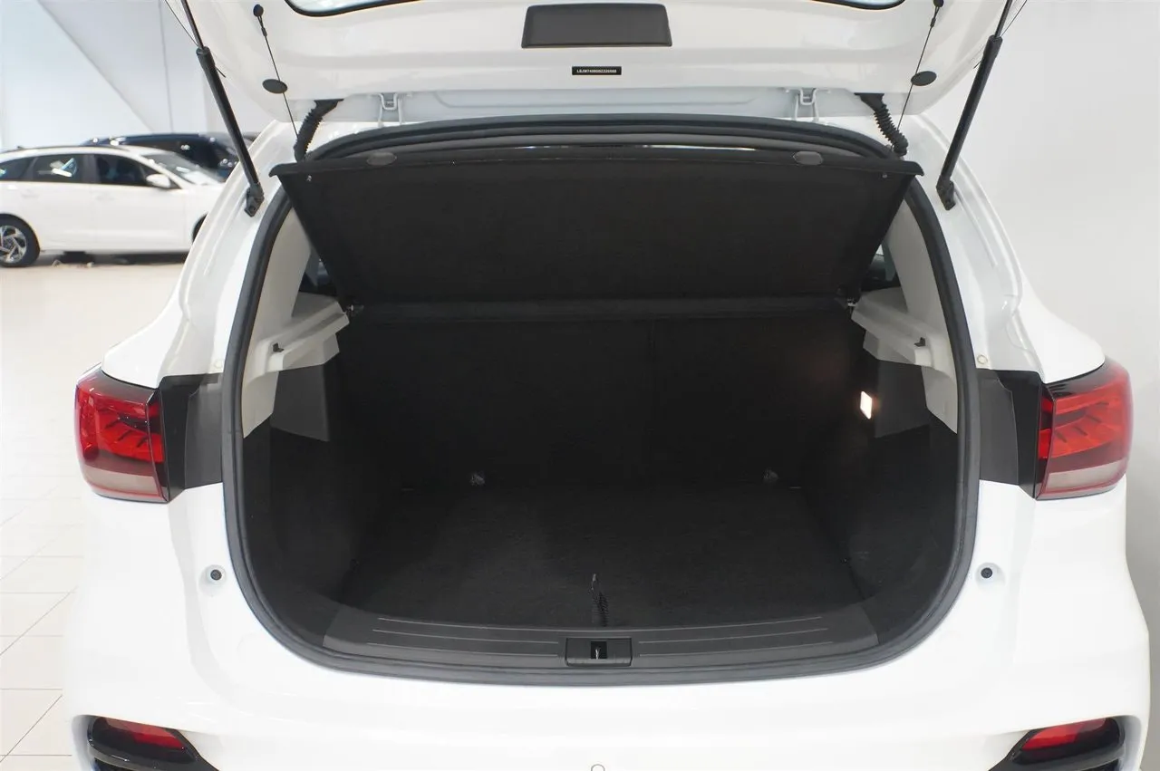 MG ZS EV bild 13