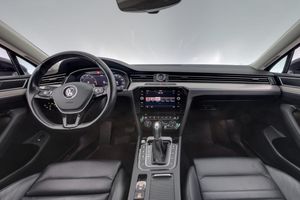 Volkswagen Passat bild 14