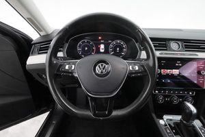 Volkswagen Passat bild 17