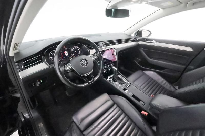 Volkswagen Passat bild 16