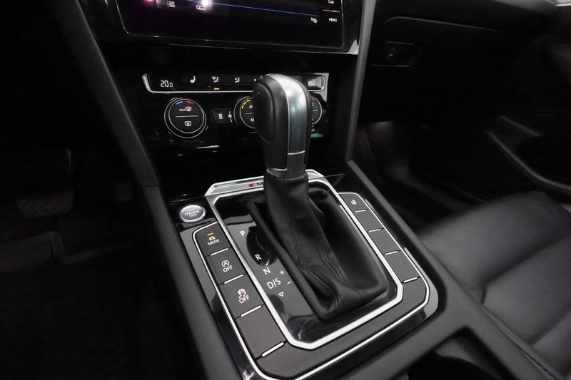 Volkswagen Passat bild 22