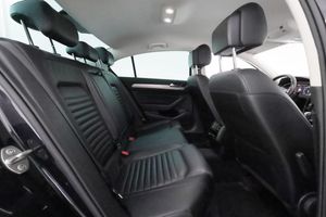Volkswagen Passat bild 21