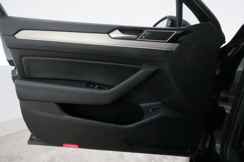 Volkswagen Passat bild 30