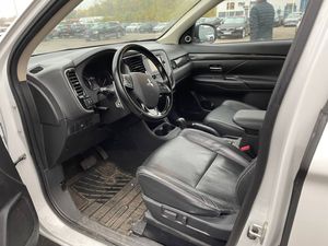 Mitsubishi Outlander bild 5
