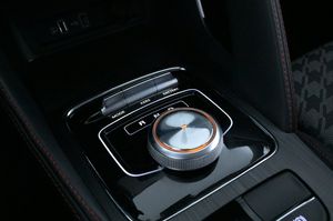 MG ZS EV bild 22