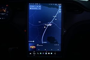 Tesla Model X bild 21