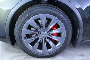Tesla Model X bild 27