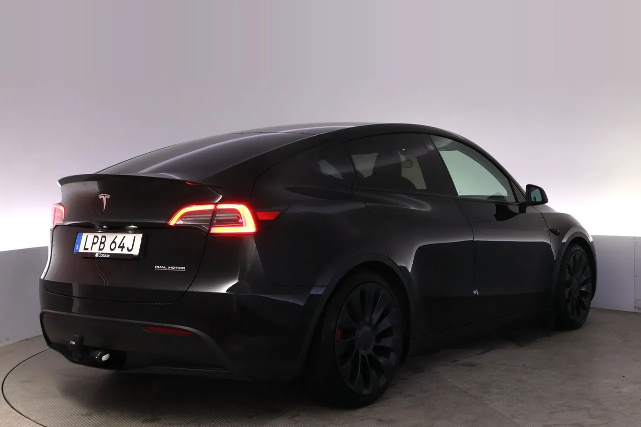 Tesla Model Y bild 5