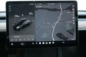 Tesla Model 3 bild 22
