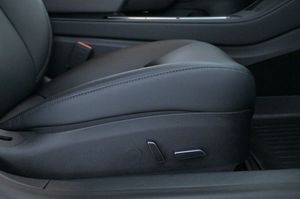 Tesla Model 3 bild 13