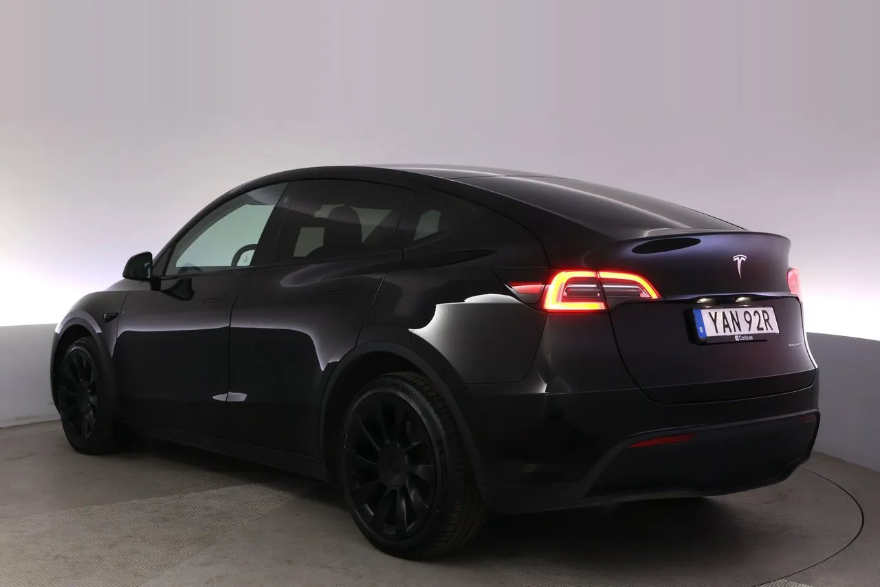 Tesla Model Y bild 4