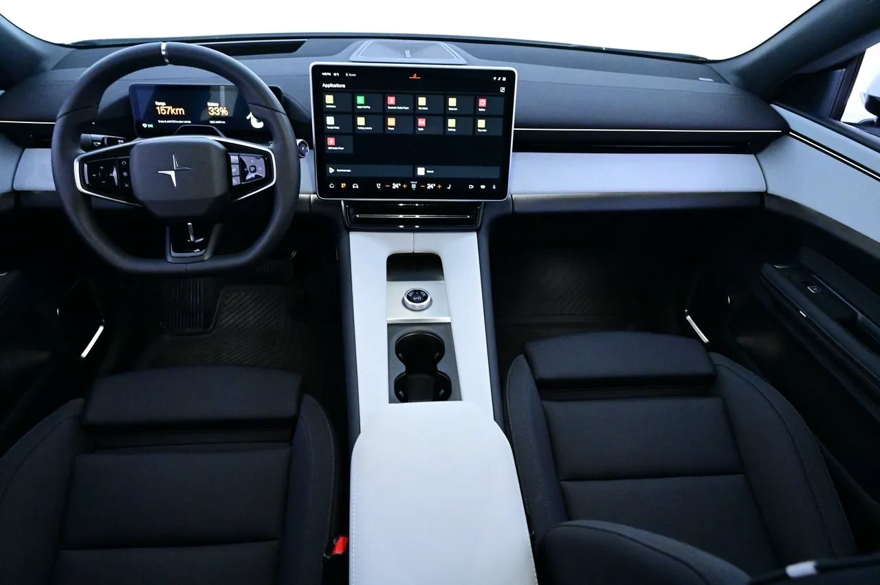 Polestar 4 bild 6