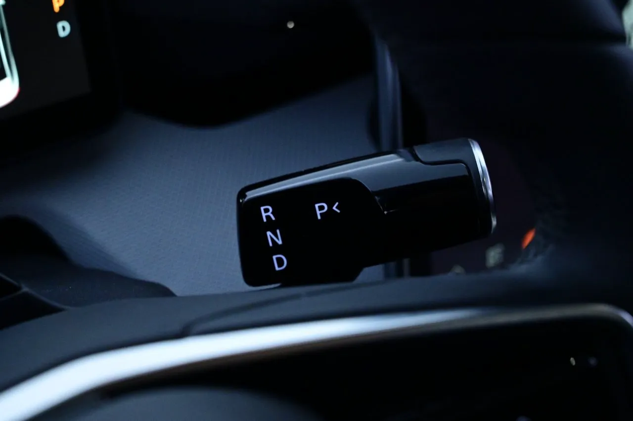 Polestar 4 bild 8