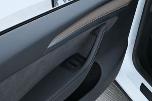 Tesla Model Y bild 10