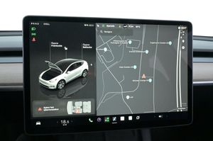 Tesla Model Y bild 19