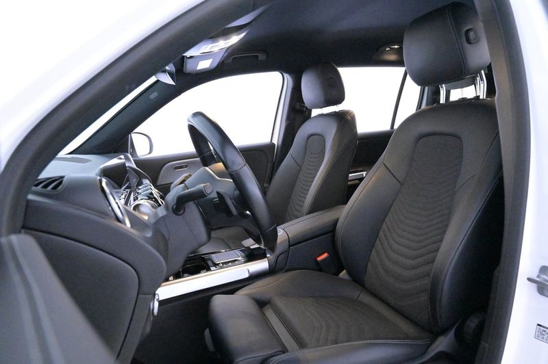 Mercedes EQB300 bild 11