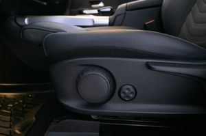 Mercedes EQB300 bild 14