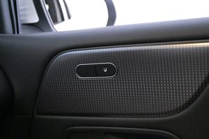 Mercedes EQB300 bild 16