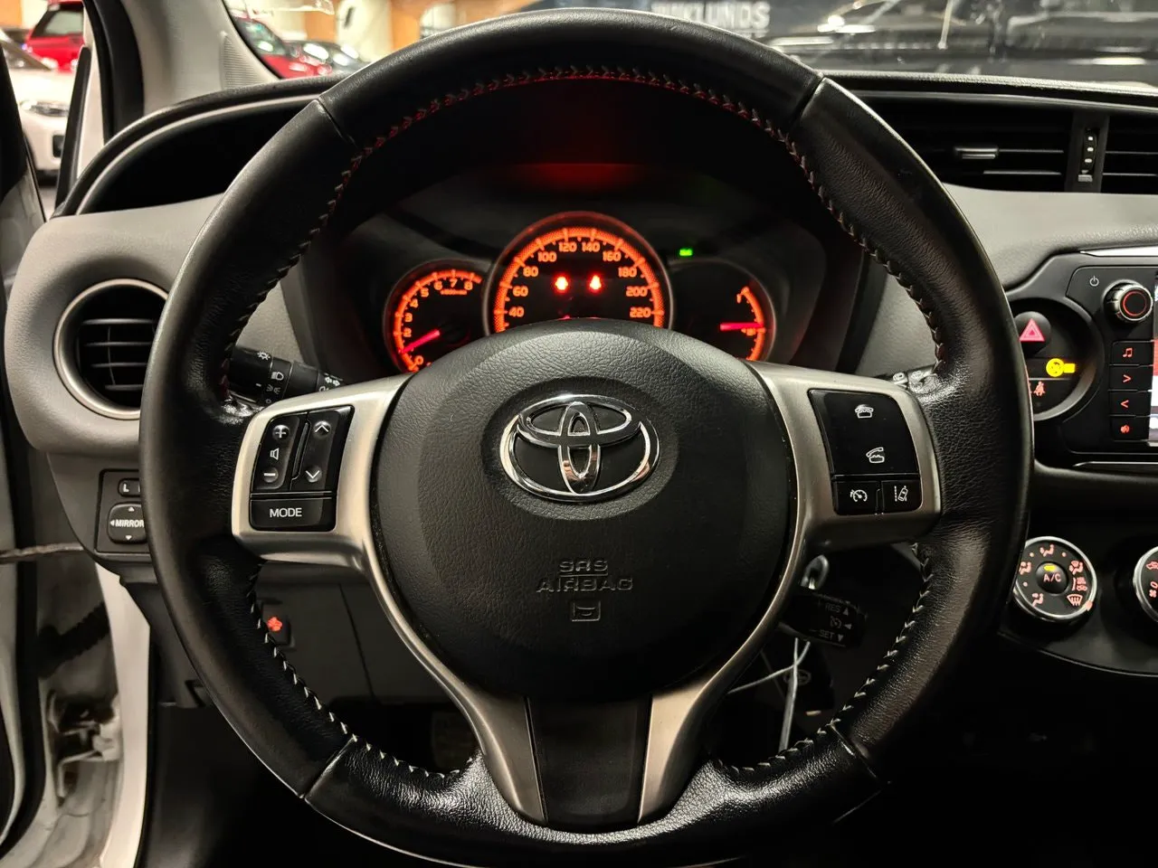 Toyota Yaris bild 6