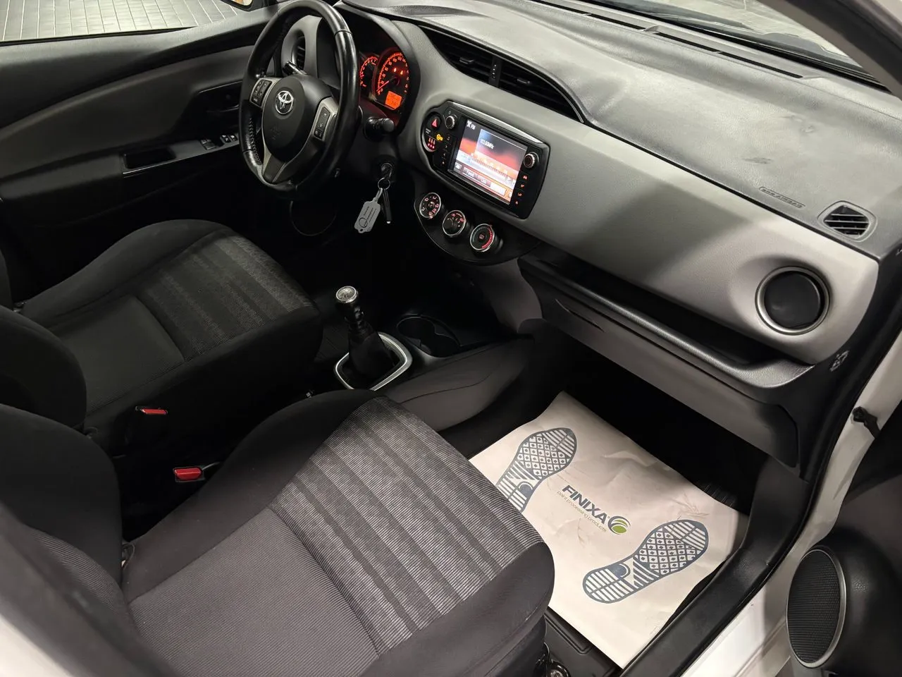 Toyota Yaris bild 16