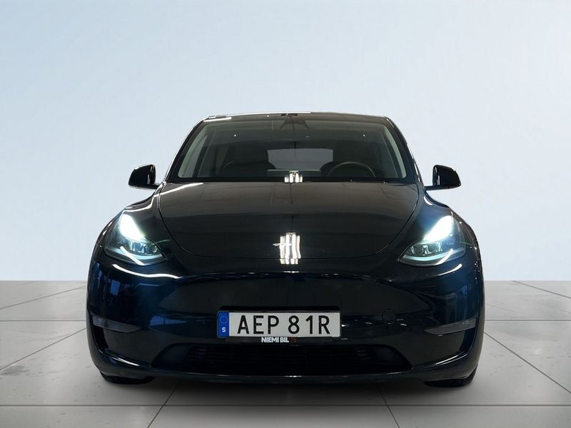 Tesla Model Y bild 2