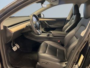 Tesla Model Y bild 7