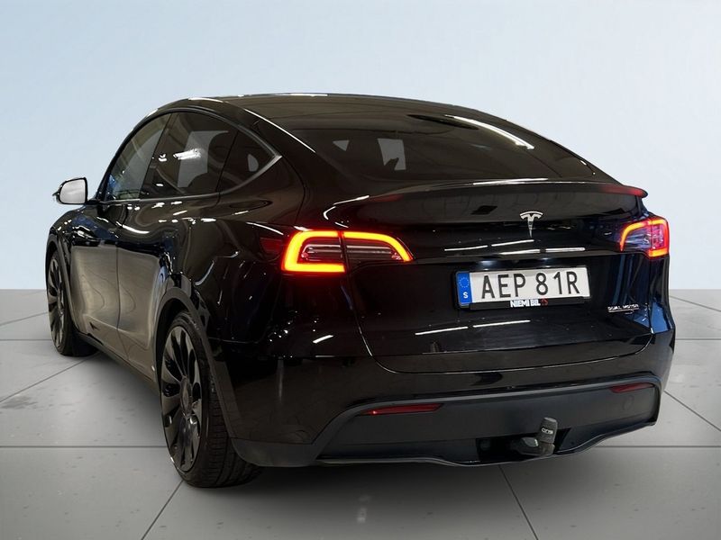 Tesla Model Y bild 5