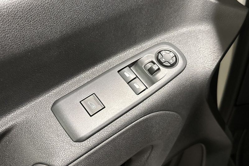 Peugeot Partner bild 12