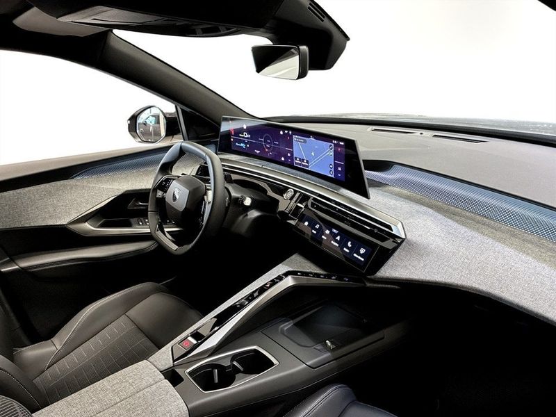 Peugeot e-3008 bild 11