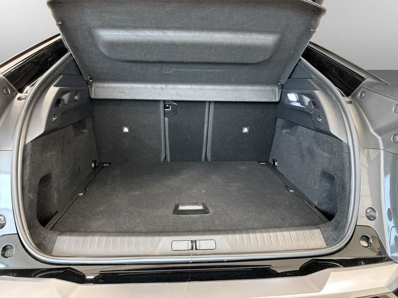 Peugeot e-3008 bild 13