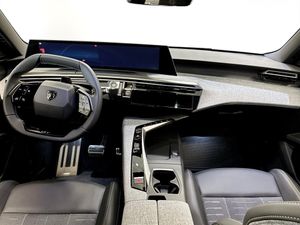 Peugeot e-3008 bild 2