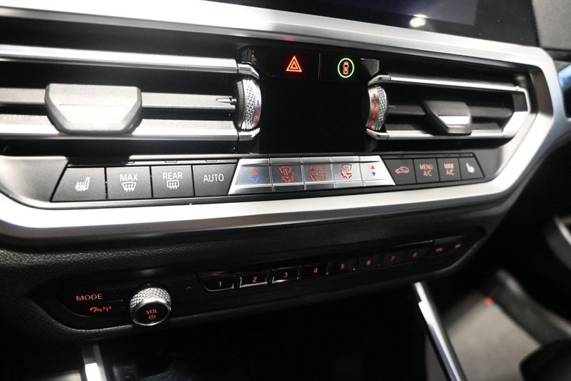 BMW 330 bild 30