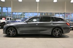 BMW 330 bild 2