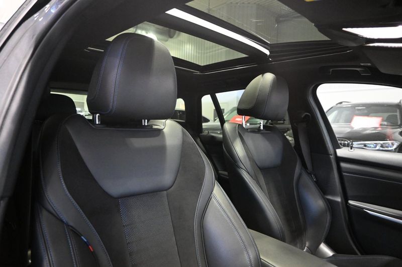 BMW 330 bild 13