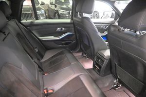 BMW 330 bild 14